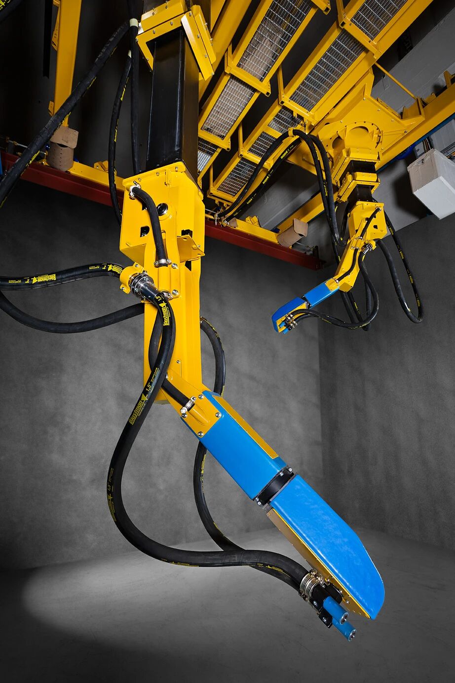 Which supplier for industrial sandblasting rust removal
