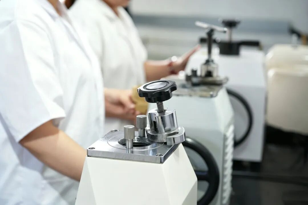 Upgradedand Renewed, Unveiled Brand-New|Shandong Kaitai Physical and Chemical Center safeguards the quality of every batch of products with rigorous testing!